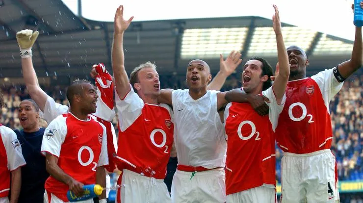 10 trận đại chiến Arsenal - Tottenham xứng đáng lưu danh sử sách - Bóng Đá