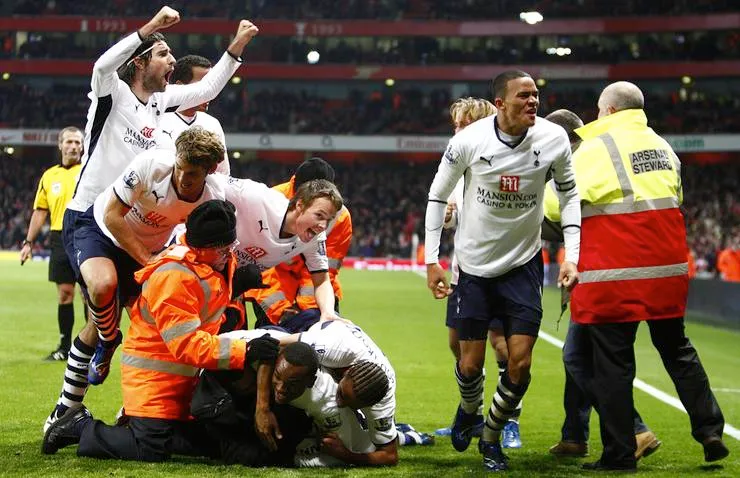 10 trận đại chiến Arsenal - Tottenham xứng đáng lưu danh sử sách - Bóng Đá