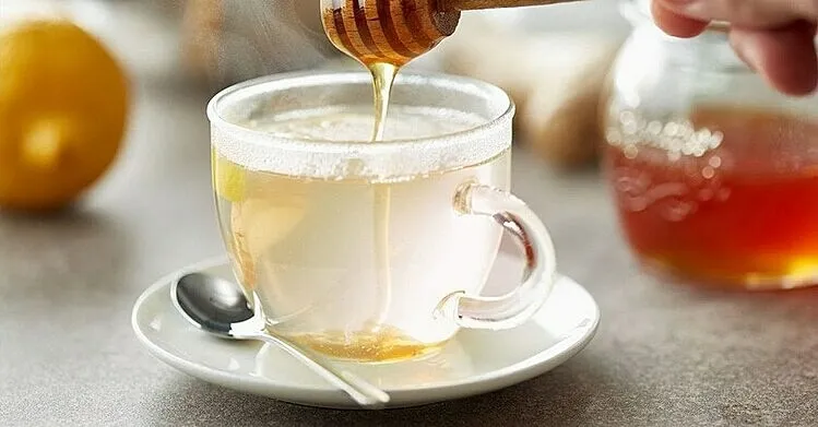 Nước mật ong tốt cho sức khỏe, giúp an thần ngủ ngon