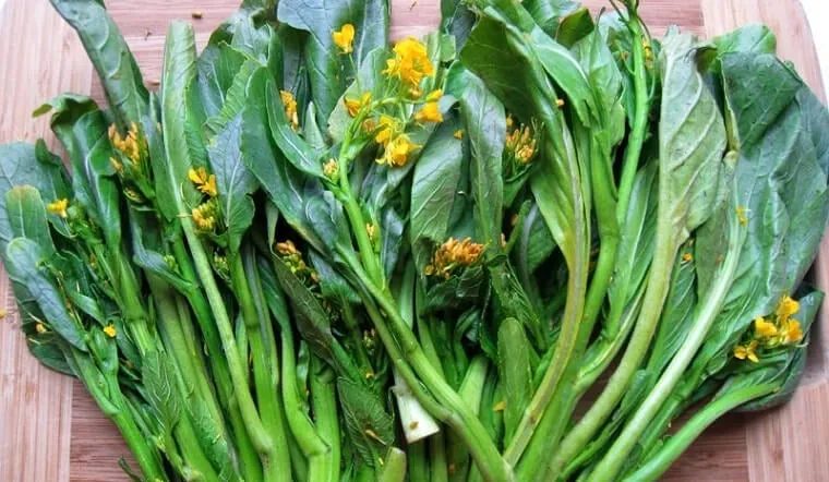 loai-rau-qua-giau-vitamin-C-05