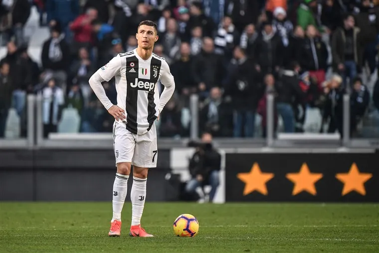 Nóng! Ronaldo gặp rắc rối lớn trong vụ cáo buộc hiếp dâm - Bóng Đá