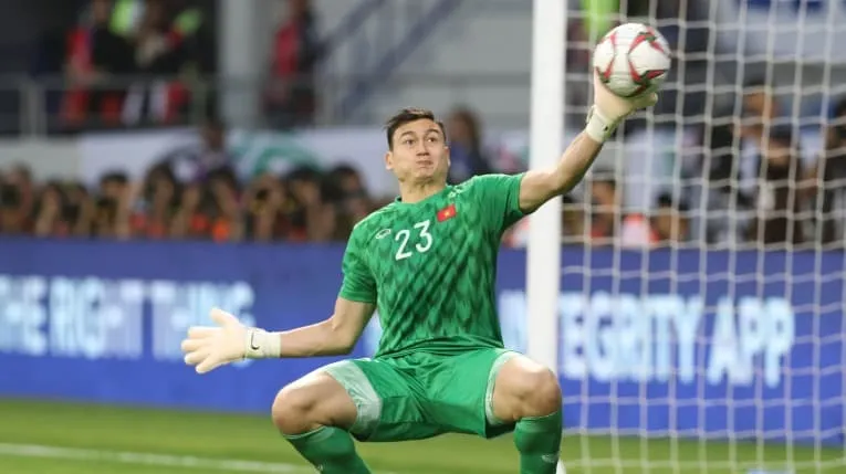 Văn Lâm: