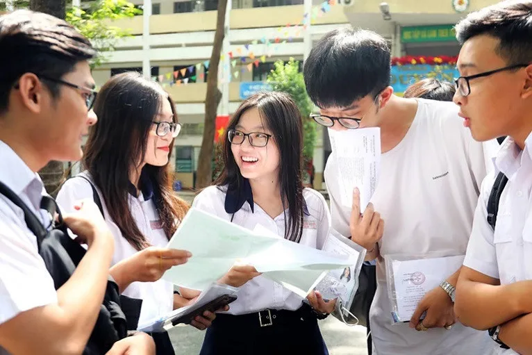 chi-tiet-de-thi-to-hop-khoa-hoc-tu-nhien-ky-thi-tot-nghiep-thpt-2024 (6)