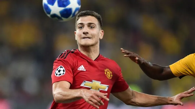 Dalot đá 1 trận, Mourinho dự đoán cả tương lai - Bóng Đá