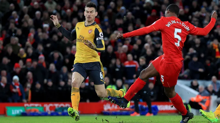 22h00 ngày 27/08, Liverpool vs Arsenal: Làm gì đây, Wenger? - Bóng Đá
