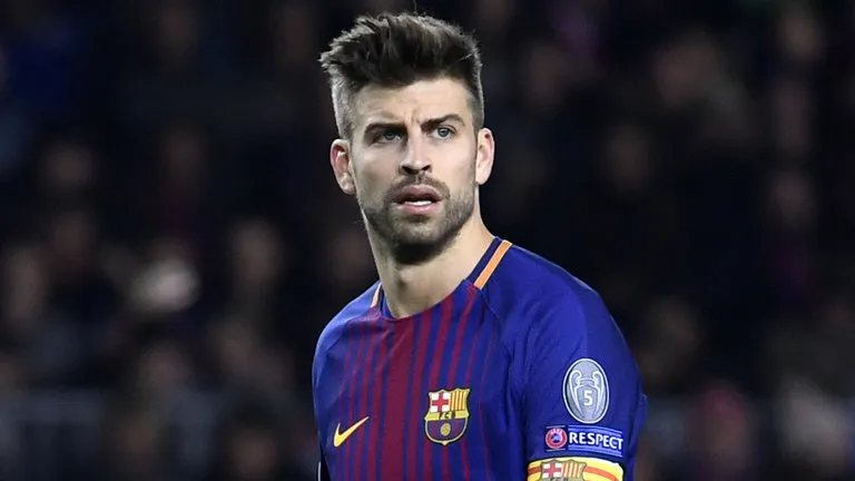 Pique phẫn nộ khi bị CĐV Espanyol xúc phạm - Bóng Đá