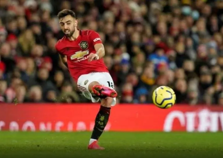 Manchester United: Red Devils fans react to Bruno Fernandes’ influence on Scott McTominay - Bóng Đá