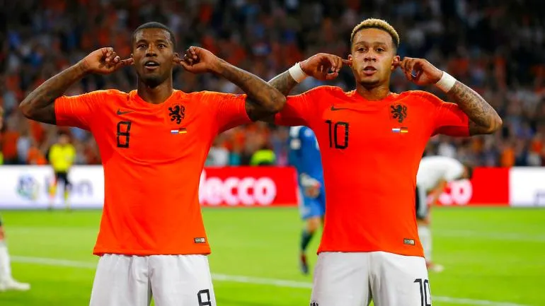 Memphis Depay và sự khôn ngoan của Ed Woodward  cài điều khoản mua lại - Bóng Đá