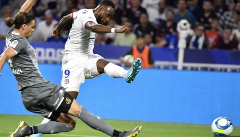 Đội hình tiêu biểu vòng 2 Ligue 1: Lyon áp đảo, vắng bóng PSG - Bóng Đá