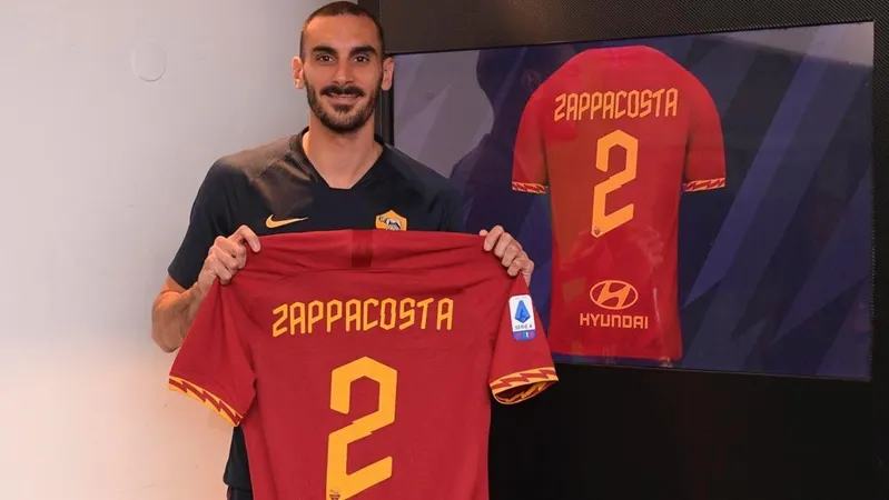Đen như AS Roma: Bộ đôi Premier League vắng mặt, hàng thủ lao đao - Bóng Đá