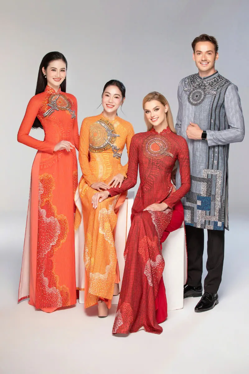 y-nhi-do-sac-cung-duong-kim-hoa-hau-the-gioi-trong-bo-anh-ao-dai-tai-viet-nam