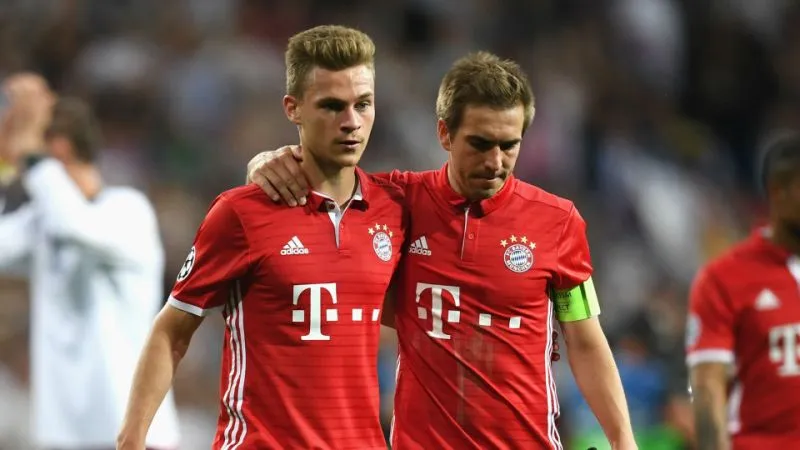 Joshua Kimmich đang trên đường trở thành hậu vệ cánh hàng đầu - Bóng Đá