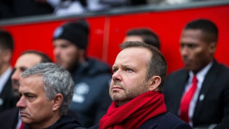 Neville nói về Ed Woodward - Bóng Đá