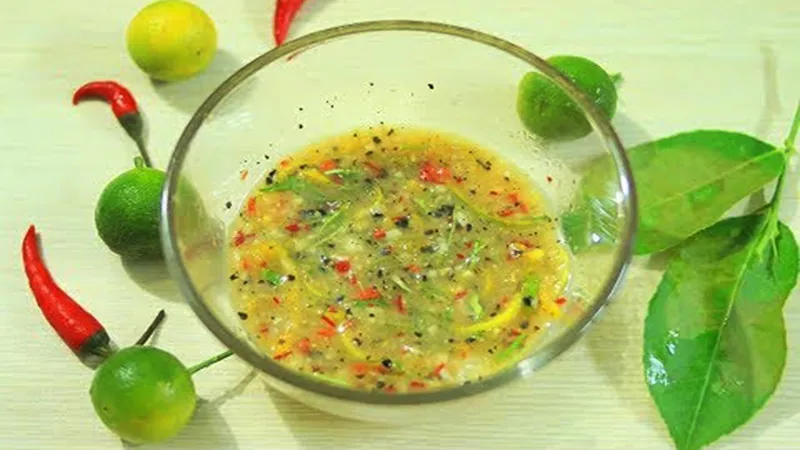 4-cach-lam-nuoc-cham-an-voi-ga-luoc-dam-vi-hap-dan-de-tet-nay-lam-cho-ca-nha-202112081542110703