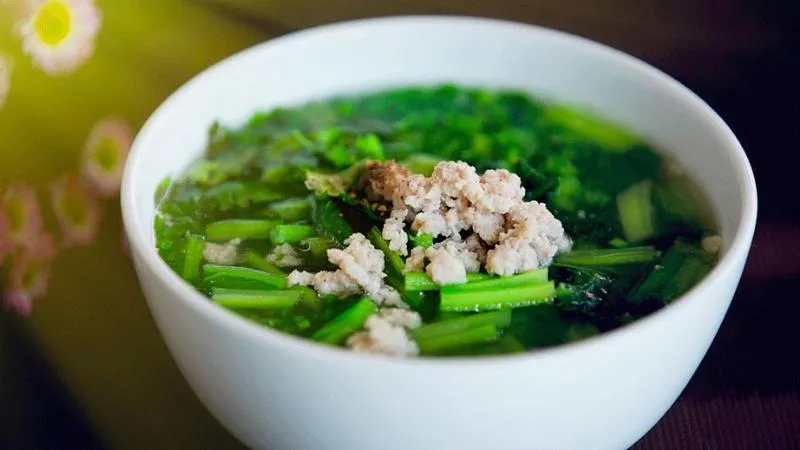 loai-rau-am-tham-rut-ngan-tuoi-tho-02
