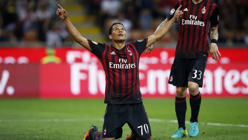 Carlos Bacca: Nạn nhân của cuộc cách mạng tại AC Milan - Bóng Đá