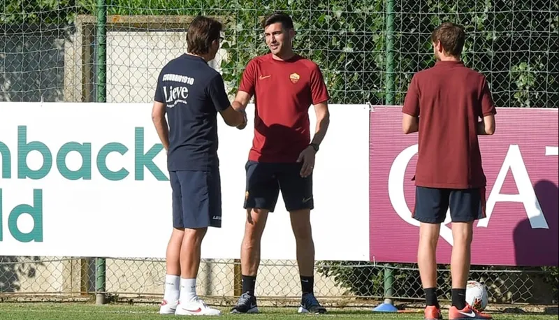 Người Argentina tỏa sáng, AS Roma nhẹ nhàng đánh bại 