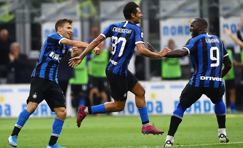 Ảnh trận Inter Milan 4-0 Lecce - Bóng Đá