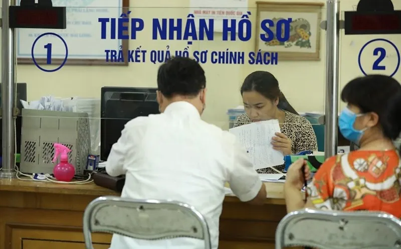doi-tuong-bi-dung-nhan-luong-huu