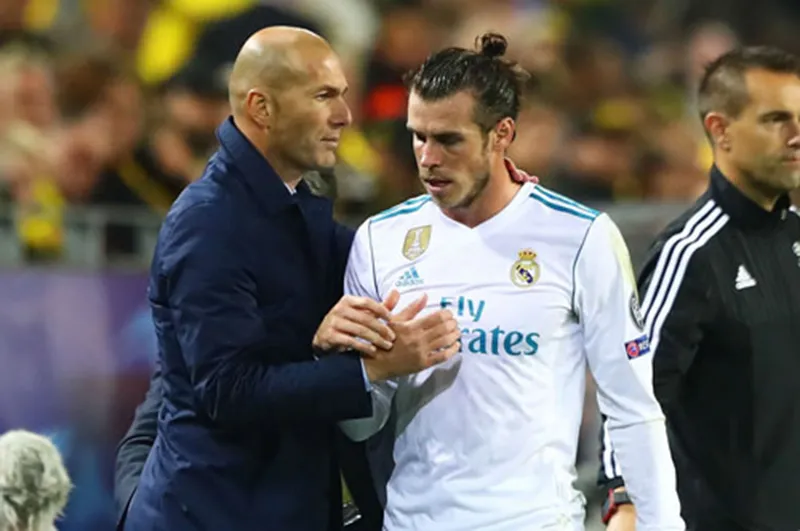 Lý do nào khiến Zidane chia tay Real sau chiến tích có 