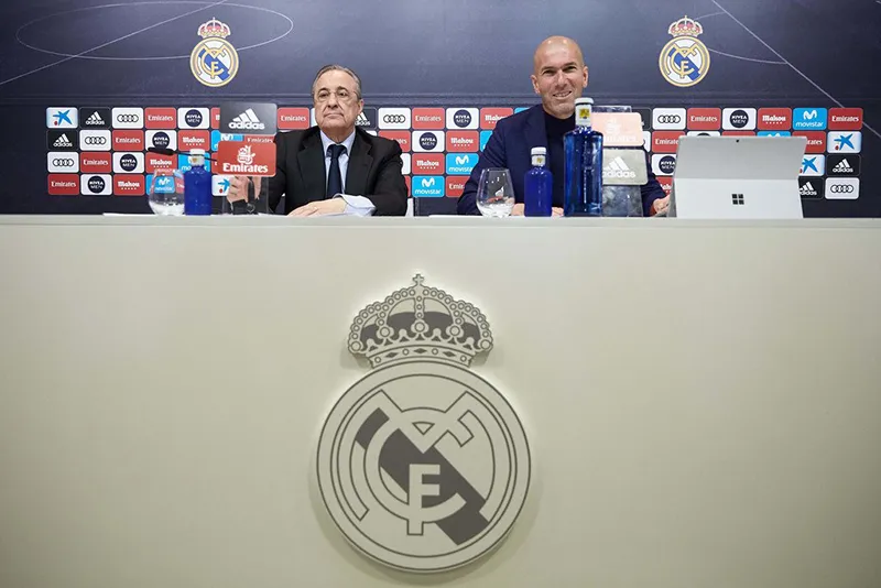 Zidane rời Real Madrid: Sự khôn ngoan của 