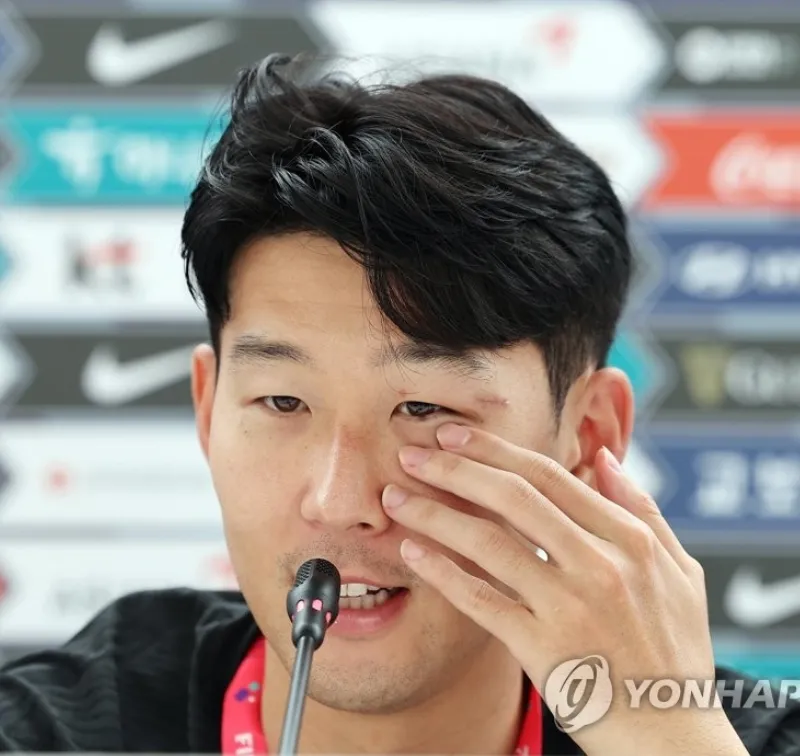 Son Heung-min: Tôi chưa dám đánh đầu - Bóng Đá