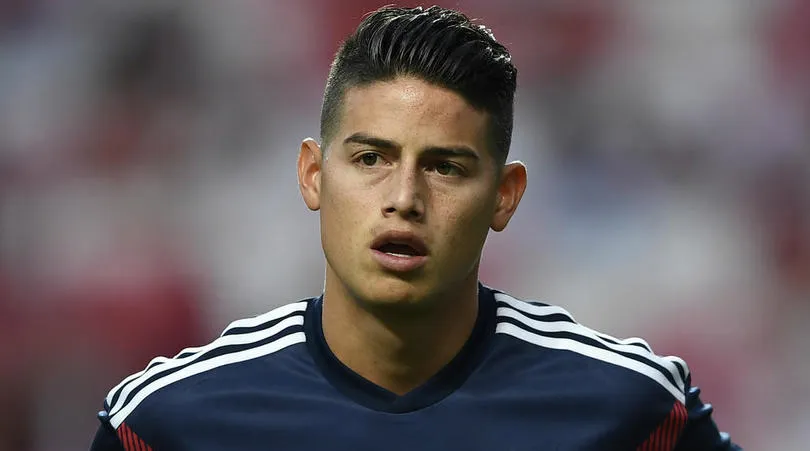 Bị Arsenal và Real chèo kéo,