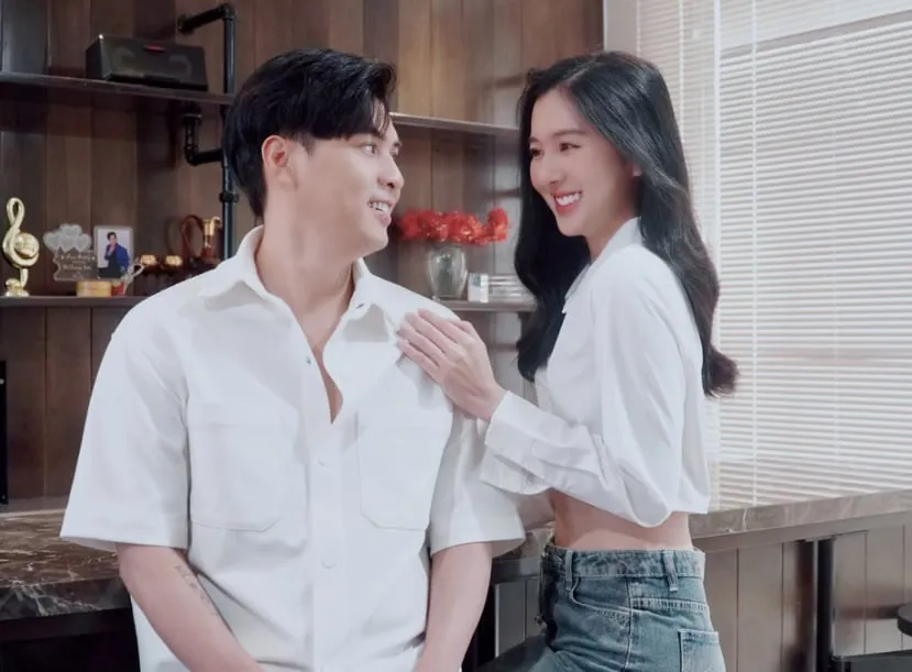 ba-xa-ho-quang-hieu-dien-vay-cuoi-netizen-goi-ten-bao-anh-kem-duyen-5