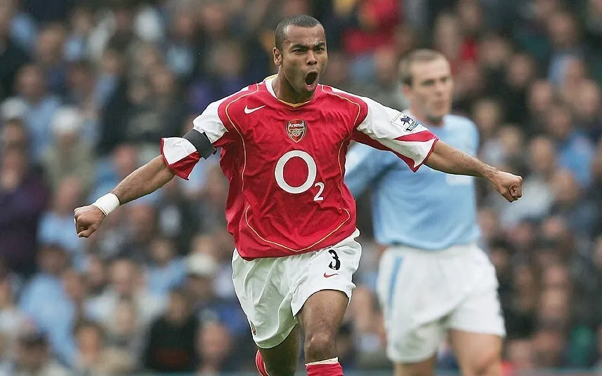Top 4 LB Arsenal hay nhất thế kỷ XXI: Tới 2