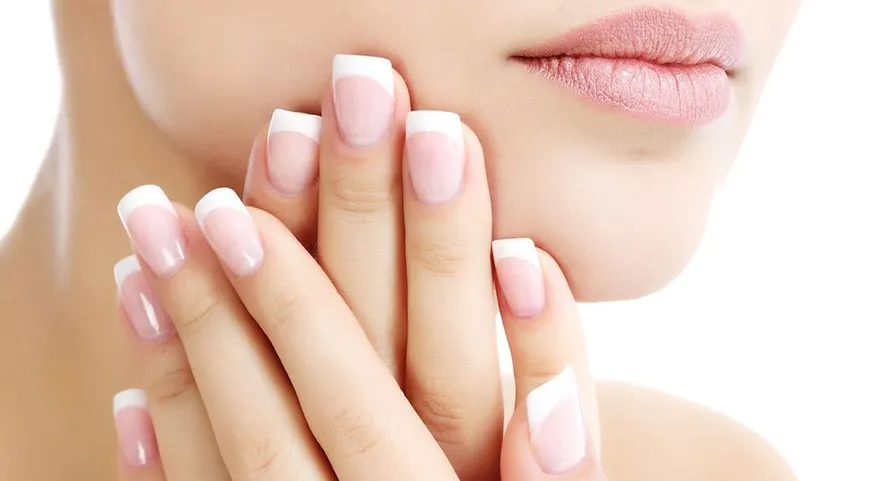 cabot-health-strong-healthy-nails-15579799867451778783751-4075