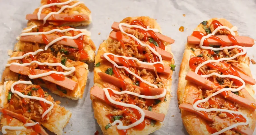 cach-lam-banh-mi-nuong-muoi-ot-don-gian-ma-ngon-tai-nha-hinh-2-1024x539