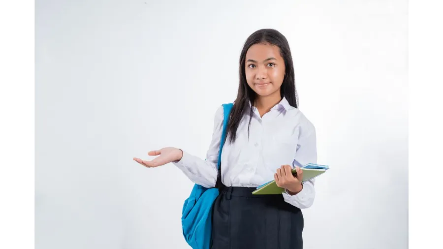 Gò má cao tròn đầy thể hiện sự quyền lực thông minh. Ảnh minh họa