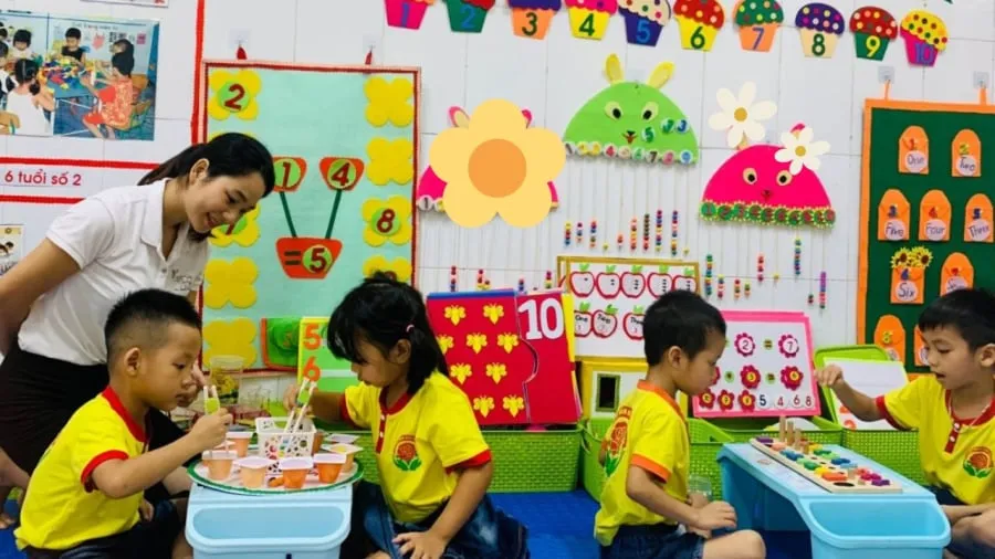 Trẻ mầm non 5 tuổi sẽ được miễn học phí. Ảnh minh họa