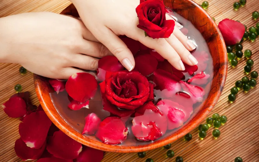 rose-water-for-skin-derma