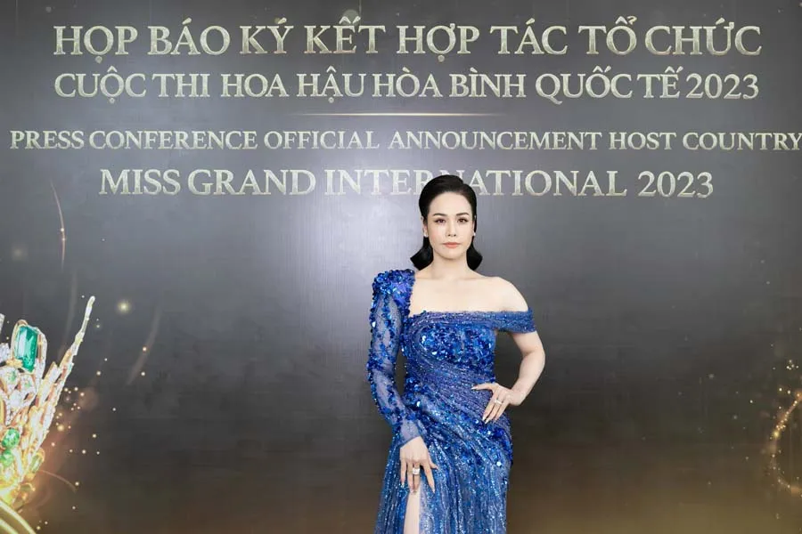 NHAT KIM ANH (1)NHAT KIM ANH (1)