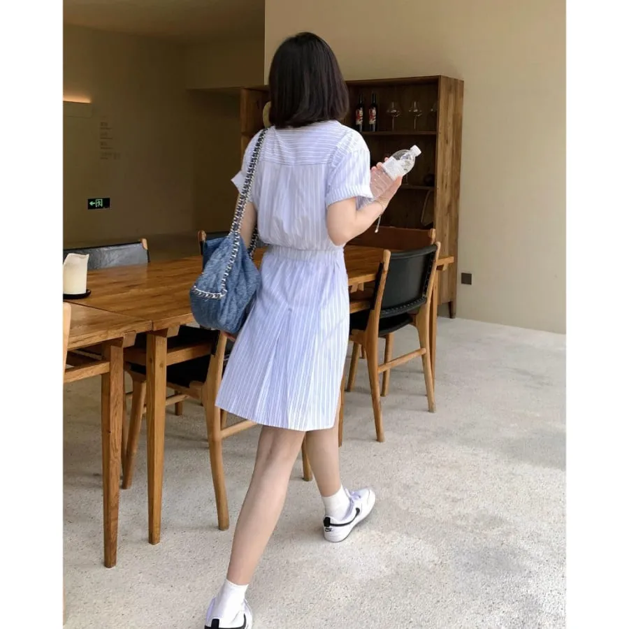 Thiết kế này tạo độ thon gọn, cao ráo cho vóc dáng.