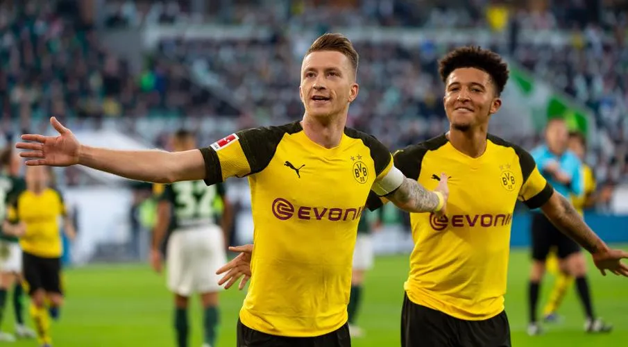 Reus lên chức bố - Bóng Đá