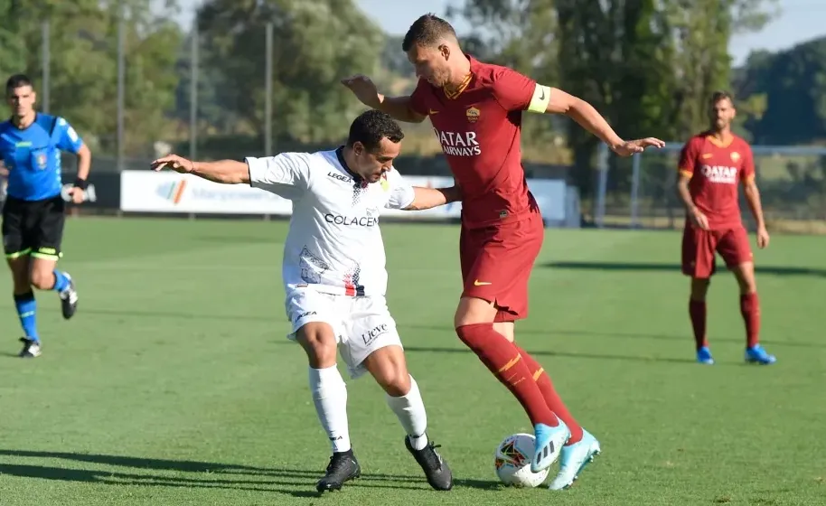 Người Argentina tỏa sáng, AS Roma nhẹ nhàng đánh bại 