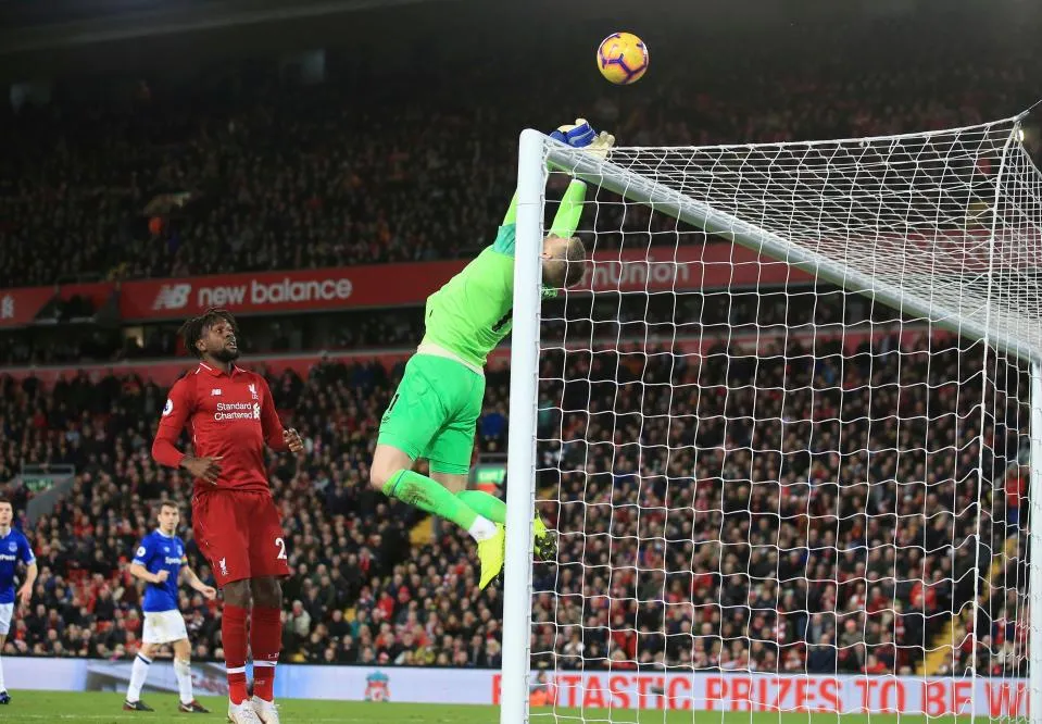 Pickford nói gì sau bàn thua 'xàm' nhất năm trước Liverpool - Bóng Đá