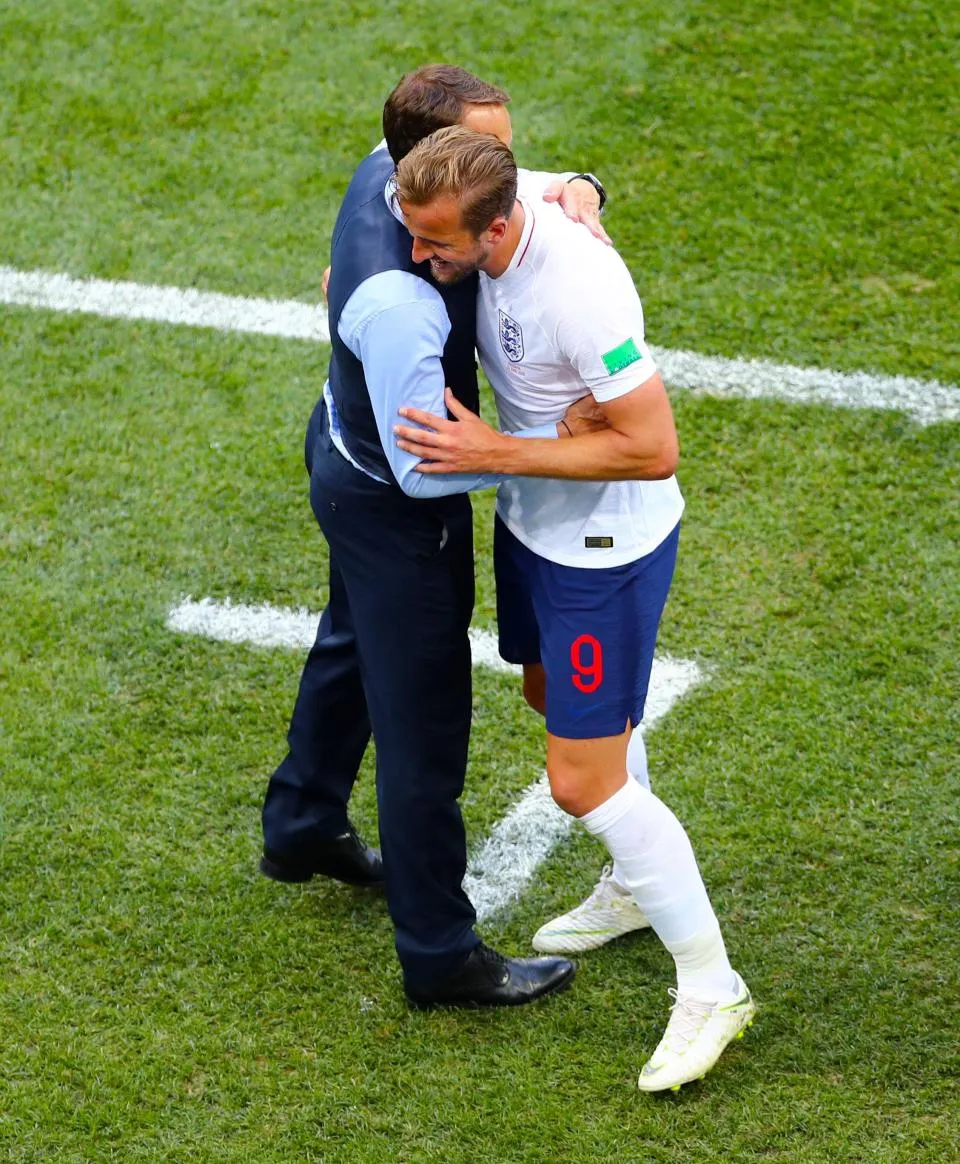 Harry Kane nhận 