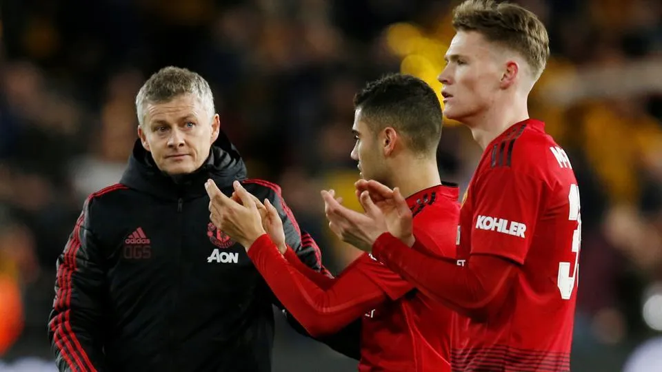 Solskjaer đang mắc sai lầm lớn với 2 con người - Bóng Đá