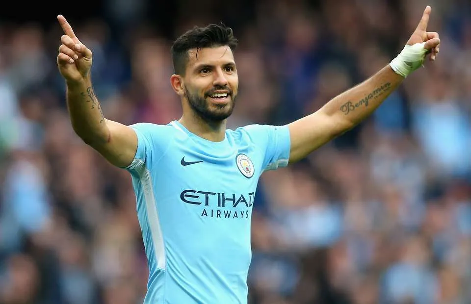 Xong tương lai Sergio Aguero - Bóng Đá