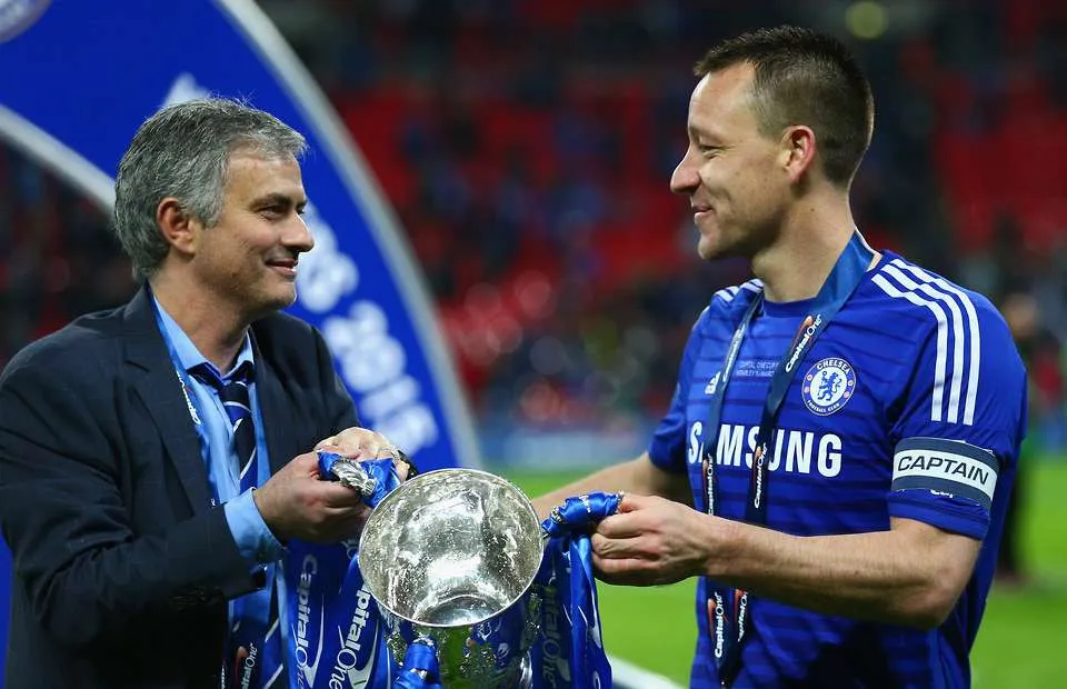 SỐC! John Terry sắp trở thành người của Man Utd - Bóng Đá