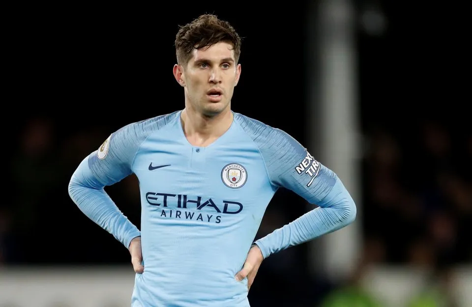 John Stones bỏ vợ con cặp gái 1 con - Bóng Đá