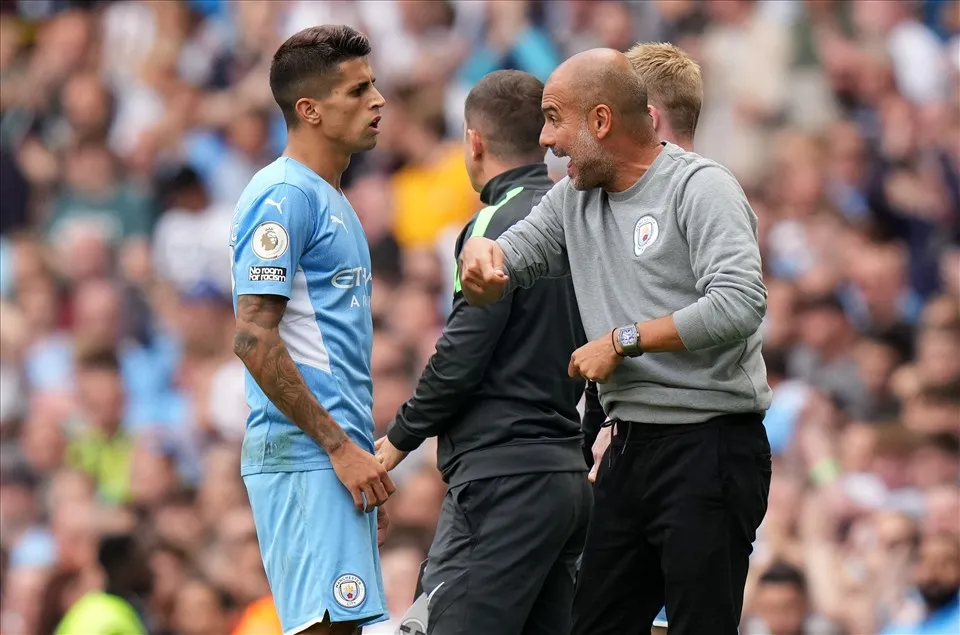 'Thanh trừng' Cancelo, Pep thể hiện quyền lực tuyệt đối - Bóng Đá