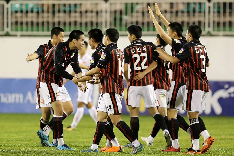 HLV U19 FC Seoul hết lời khen ngợi bóng đá trẻ Việt Nam - Bóng Đá