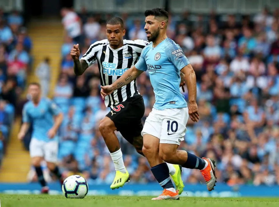 Aguero chấn thương, Man City lao đao trước ngày gặp Liverpool - Bóng Đá