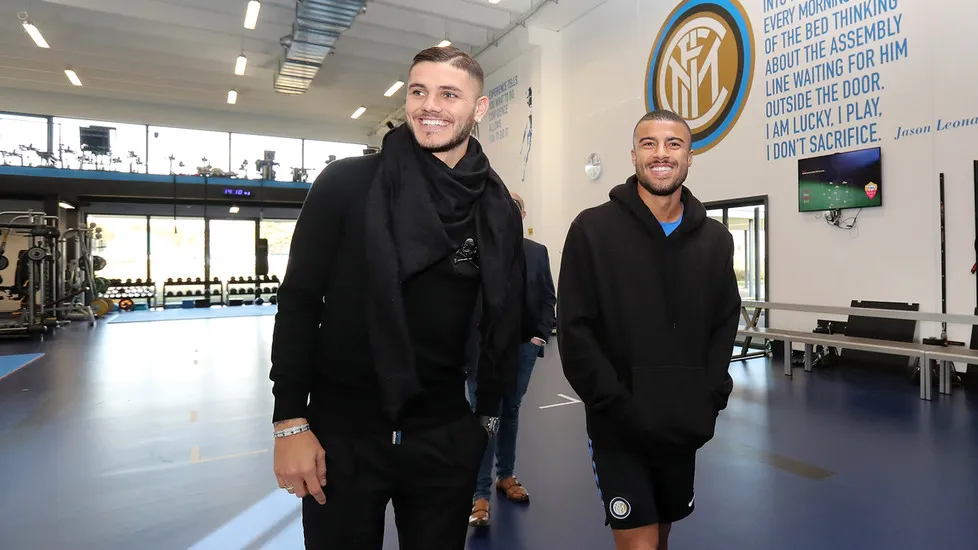 Rafinha vui như mở hội trong ngày ra mắt Inter - Bóng Đá