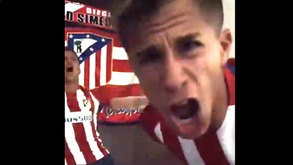 Quý tử nhà Simeone hét khản cổ khi CLB của bố cầm hòa Arsenal - Bóng Đá