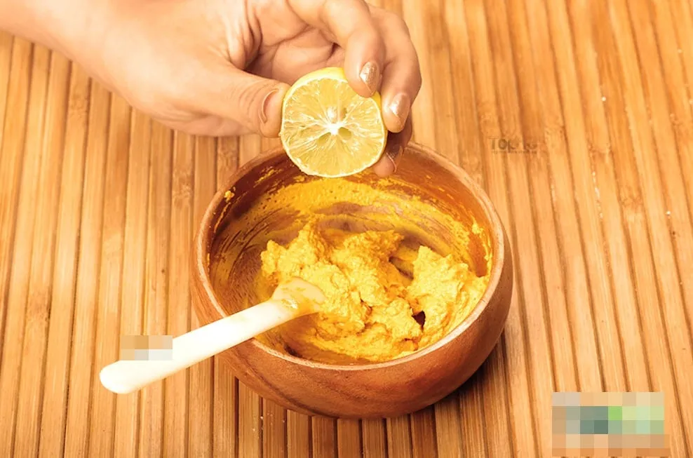 turmeric-gram-flour-mask-s5-lemon